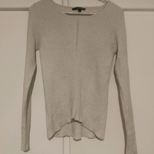 Women's knitted white blouse with metallic thread like new, size L