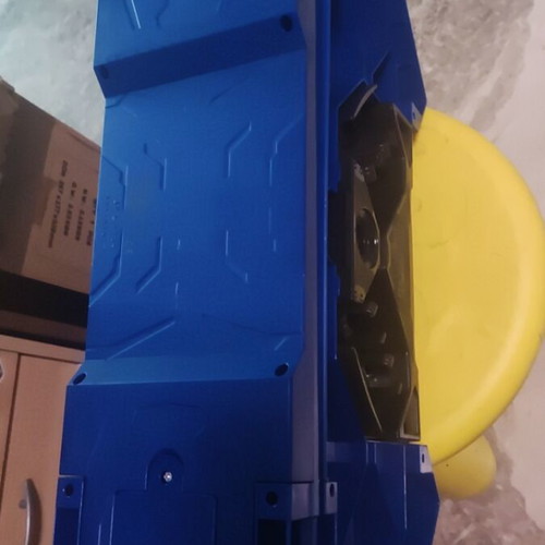 Monsuno Electronic Battle Case used with sound and motion sensor