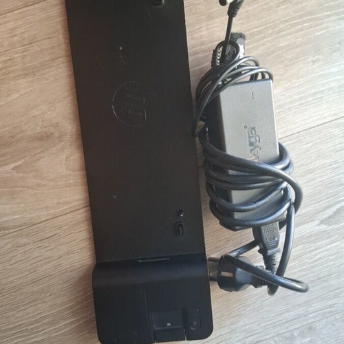 HP 2013 Ultraslim Docking Station like new