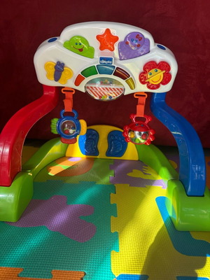 Chicco Baby Gym like new