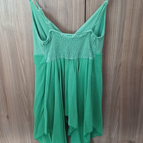 Long top with beaded straps Lynne M/L like new, green
