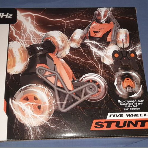 Five Wheel Stunt remote control car new