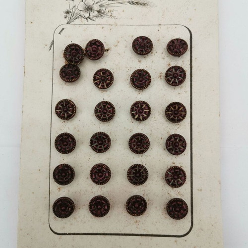 Metal buttons used from 1960, sold per piece