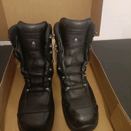 Haix Airpower XR22 boots like new, size 43, black