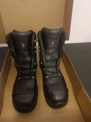 Haix Airpower XR22 boots like new, size 43, black