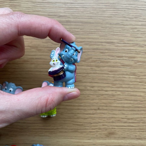 Kinder Ferrero surprise vintage elephant circus figures used, pack of 14