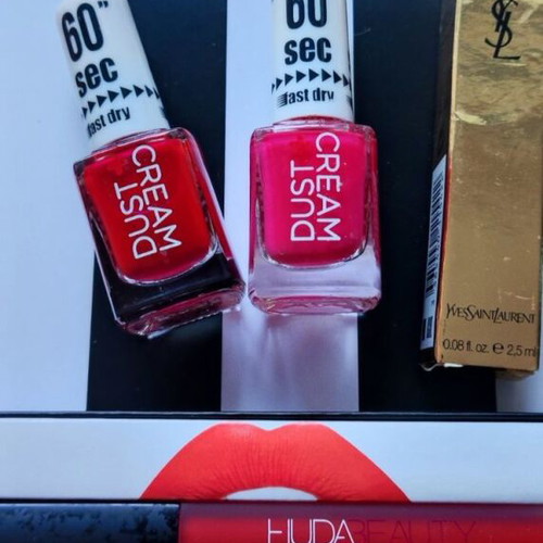Cosmetics pack 5 pieces with Yves Saint Laurent and Huda Beauty