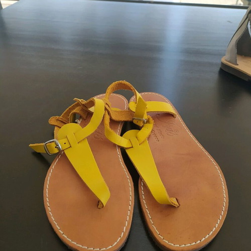 Iris leather sandals new, yellow, size 36