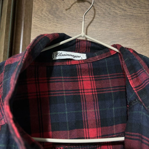 Checked women's shirt like new, size Large