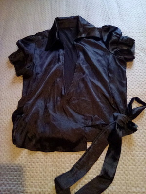 Satin wrap short-sleeve shirt used, size M, black