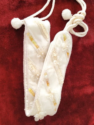 Skontras fabric belt with beads, sequins and flowers like new, adjustable, white