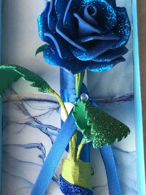 Candle with blue rose and matching box new