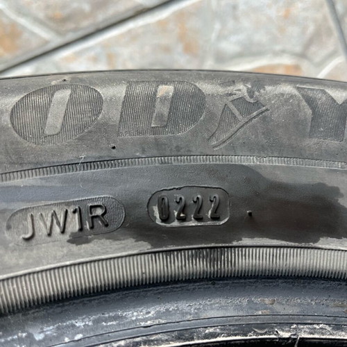 Tires 215/55/R18 Goodyear and Bridgestone used