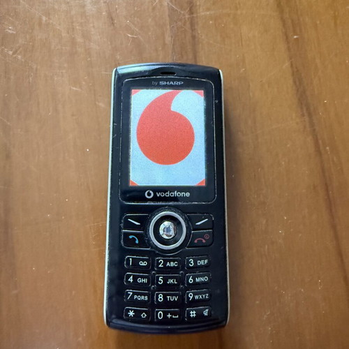 Sharp GX 17 Vodafone mobile phone