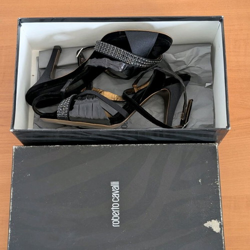 Roberto Cavalli women's sandals like new, size 36.5, black