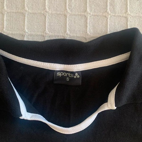 Sports T-shirt size S used, black and white