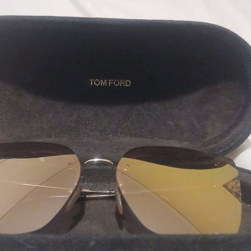 Tom Ford sunglasses like new, gold frame, pink orange lenses