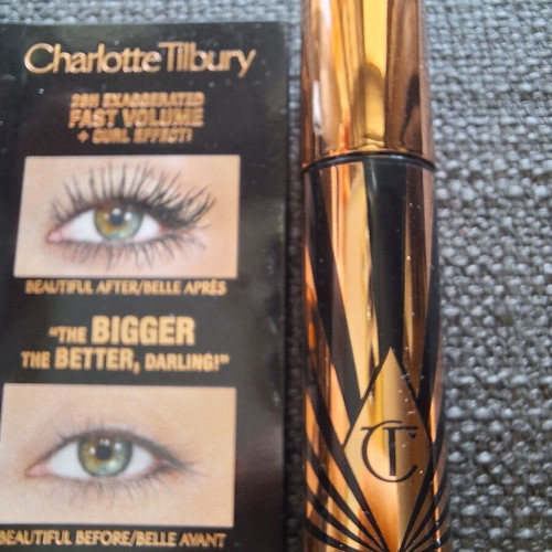 Charlotte Tilbury Exagger-Eyes Volume Mascara mini 2 ml, black