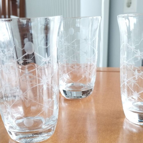 Vintage set of 7 wine and liqueur glasses with floral etching