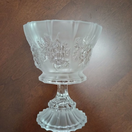 Vintage crystal vase large multipurpose, like new
