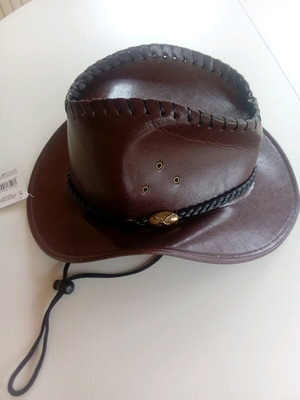 Carnival hat new with original tag