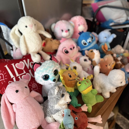 Plush toys used, large collection for kids and collectors