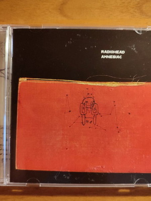 Amnesiac Radiohead CD like new, rock
