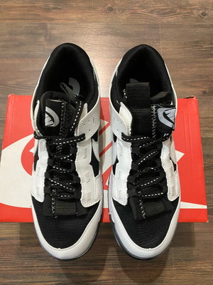 Nike Dunk Retro athletic shoes new, black-white, size 42