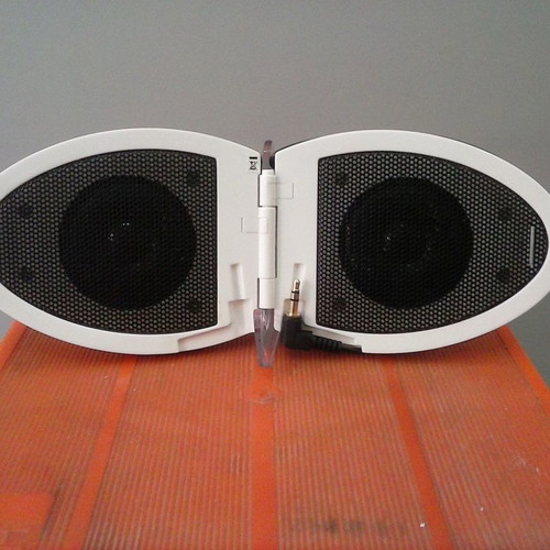 Speakers portable mp3/cd player/mobile
