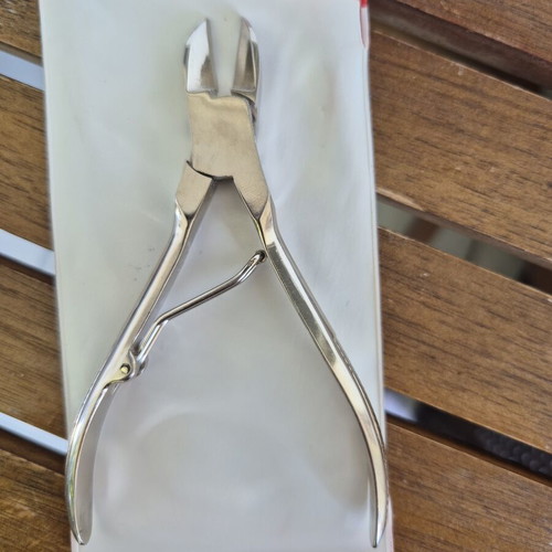 Nippes Solingen Nail Or Cuticle Pliers like new