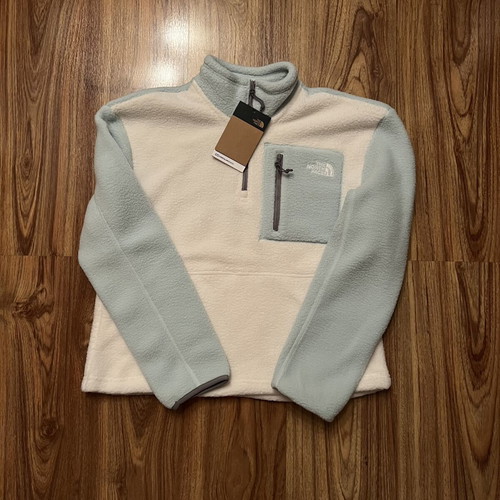 The North Face Yumiori 1/4 women's fleece new with tags, white and turquoise
