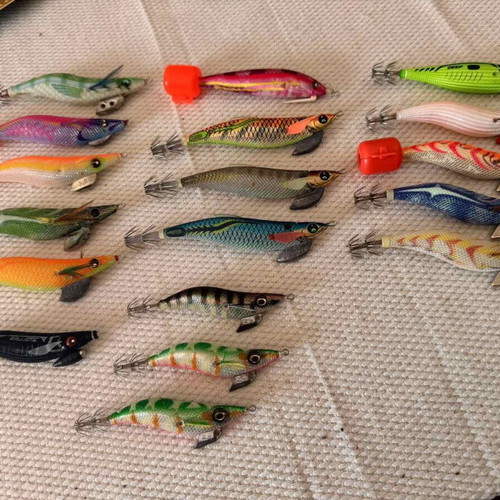 Squid jigs like new, set of 18 branded lures including Yamashita, Yo Zuri