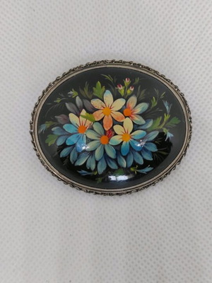 Ρωσική καρφίτσα μεταχειρισμένη, ζωγραφισμένη στο χέρι, ασημένιο καστόνι