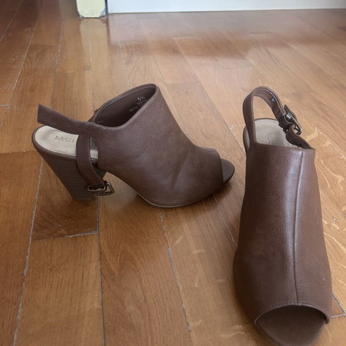 Marks & Spencer brown sandals like new, size 39