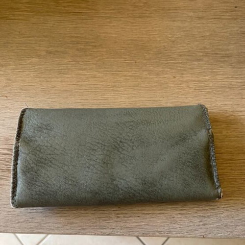 Pithia Tobacco Pouch like new