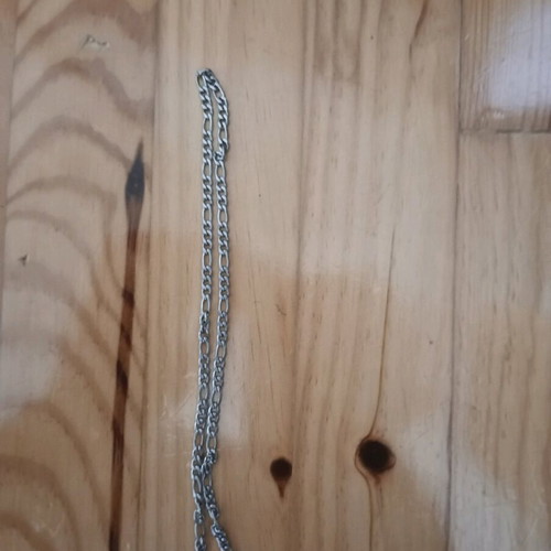 Silver chain stainless steel like new, 34 cm