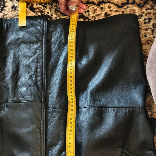 Leather coat new, 100% genuine leather, black, size L