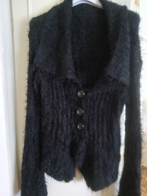 Feather knit cardigan medium size