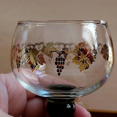 Roemer Bacchus Vintage German Wine Glasses set of 6 like new
