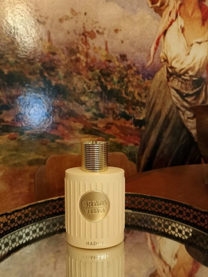 Cream Velvet by Khadlaj Eau de Parfum 2 ml like new