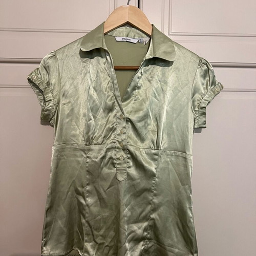 Zara short-sleeve top like new