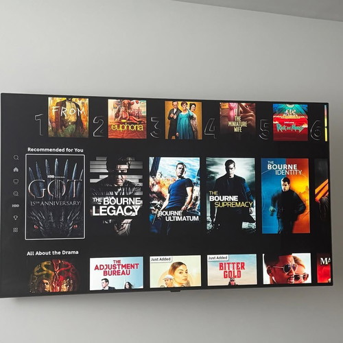 LG OLED55B33LA 55" UHD OLED Smart TV like new