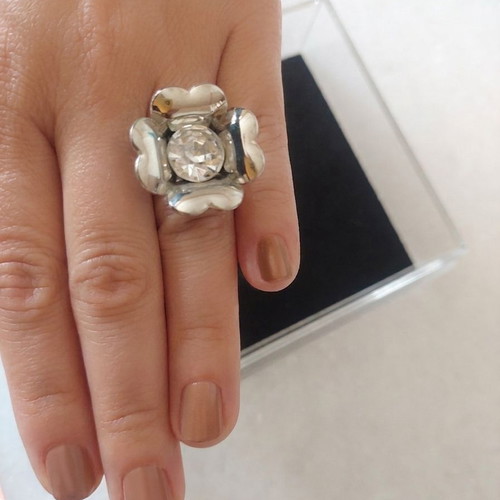 Statement ring with flower and crystal like new, steel