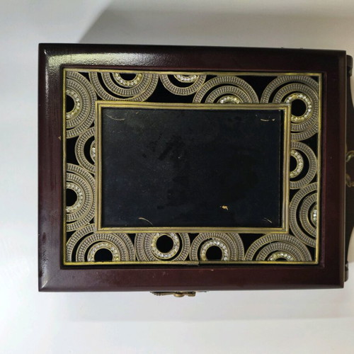 Key Holder used with photo frame space