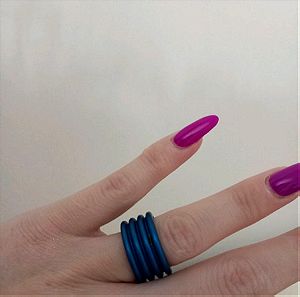 Μεταλλικό μπλέ δαχτυλίδι