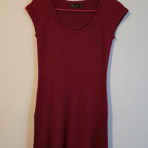 Zara sleeveless dress large, like new, dark red