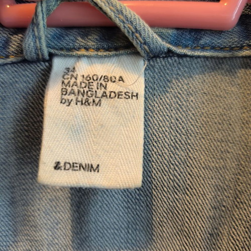 H&M denim jacket like new size 34