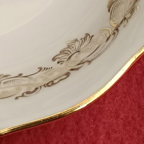 Porcelain bowls white set of 6 like new with French luxury decoration
