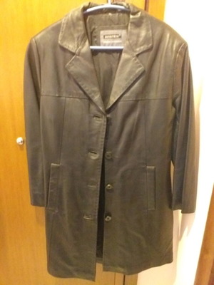 Leather coat black XL like new with buttons