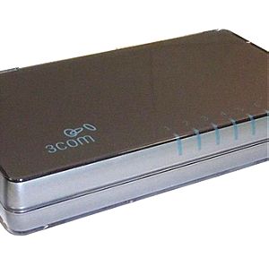 3 Com HP V-1405-8  switch